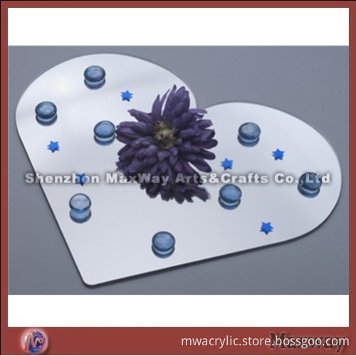 White Heart-shaped Acrylc/Lucite Jewelry/Earring/ Holder/Display Stand